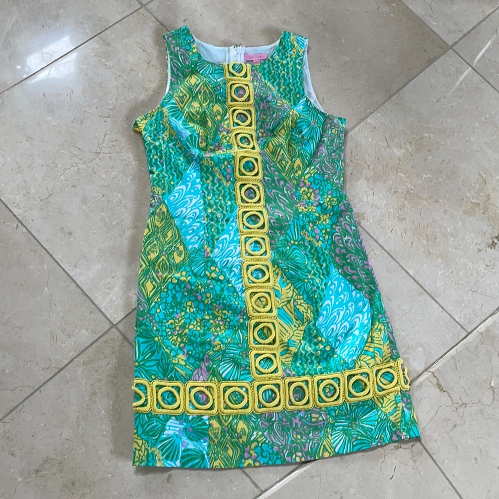 Lilly Pulitzer shift dress
